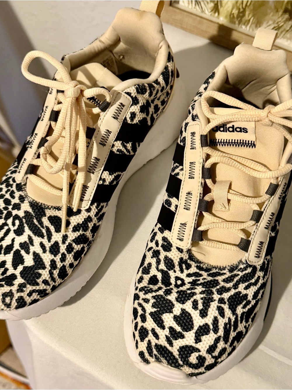 Adidas  Youth size 6 Leopard Print Sneakers in Cream & Black